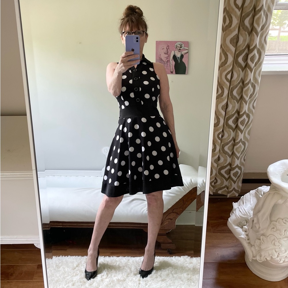 BLACK WHITE SLEEVELESS POLKA DOT DRESS BACK ZIPPER FIT FLARE BUTTONS